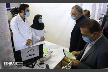 بازدید شهردار تهران از مراکز واکسیناسیون 22