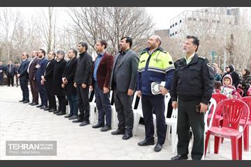 غرس ۱۱۰۰ نهال در منطقه ۱۱ 21
