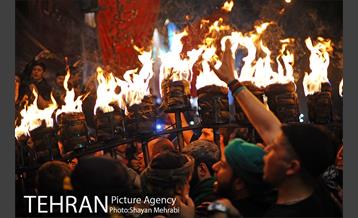 مشعل‌گردانی در دولت آباد تهران 22