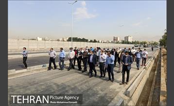 بازدید مهندس صبوری دیلمی از پروژه استاد معین 16