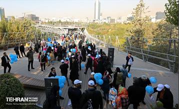 همایش‌ پیاده‌روی خانوادگی کارکنان شهرداری تهران - ۲ 29