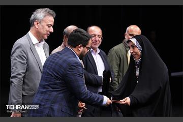 آئین تجلیل از پرستاران فعال در جنگ 12 روزه تحمیلی 29