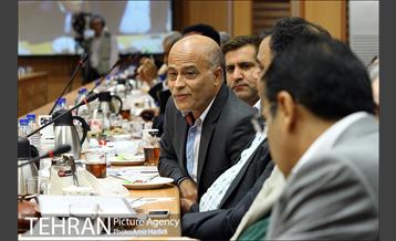 نشست صمیمانه شهردار تهران با مدیران مسئول رسانه های جمعی 7