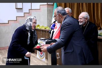 دیدار شهردار تهران با جمعی از شهروندان ارمنی تهران 16