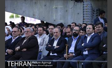 گشایش نمایشگاه فرهنگ وهنر تهران 1