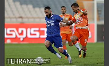 دیدار تیم های فوتبال استقلال و سایپا 7