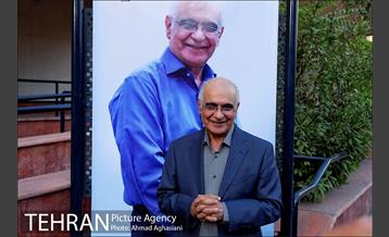 بزرگداشت هوشنگ مرادی کرمانی در تولد ماه 4