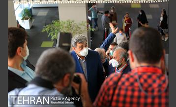 بازدید شهردار تهران از سی و هشتمین جشنواره جهانی فیلم فجر 5