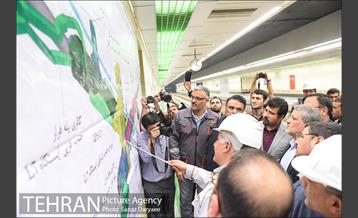 بازدید رئیس شورای شهر تهران از منطقه ۱۱ 26