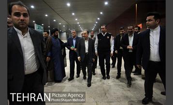 تجلیل از خانواده شهدای آتش‌نشان حادثه پلاسکو با حضور شهردار تهران 1