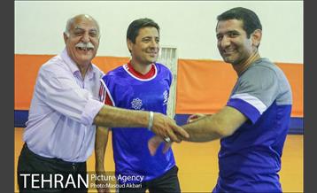 دیدار دوستانه تیم پردیس(کارتن خوابها) و مسئولان سازمان ورزشی شهرداری 4