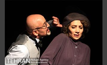 نمایش اکتبر 1942 پاریس 22