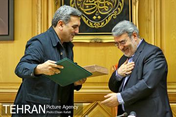 ابلاغ حکم پیروز حناچی، شهردار تهران توسط وزیر کشور 19