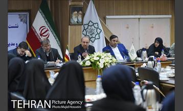 جلسه نظارت ستادی برعملکرد مناطق 22 گانه با حضور شهردار تهران 5