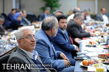 بیستمین جلسه شوراى معاونان، مشاوران و شهرداران با حضور شهردار تهران 20