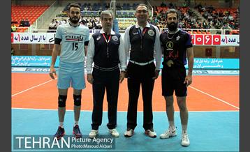 دیدار تیم های والیبال پیکان تهران و پارسه تهران