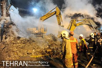 هفتمین روز آواربرداری ساختمان پلاسکو-2 7