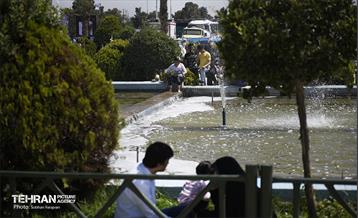 حضور مردم در مرقد امام خمینی(ره) 10