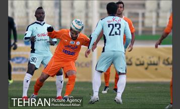 دیدار سایپا و پیکان در لیگ برتر فوتبال