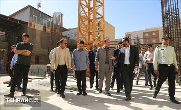 بازدید فرماندار تهران از طرح های عمرانی و خدماتی شهرداری منطقه ۱۰ 12