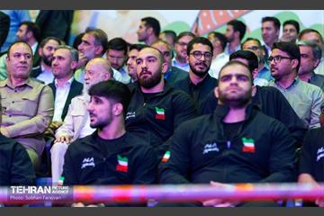 مراسم تجلیل از کشتی‌گیران قهرمان (جشنی برای ایران)  21