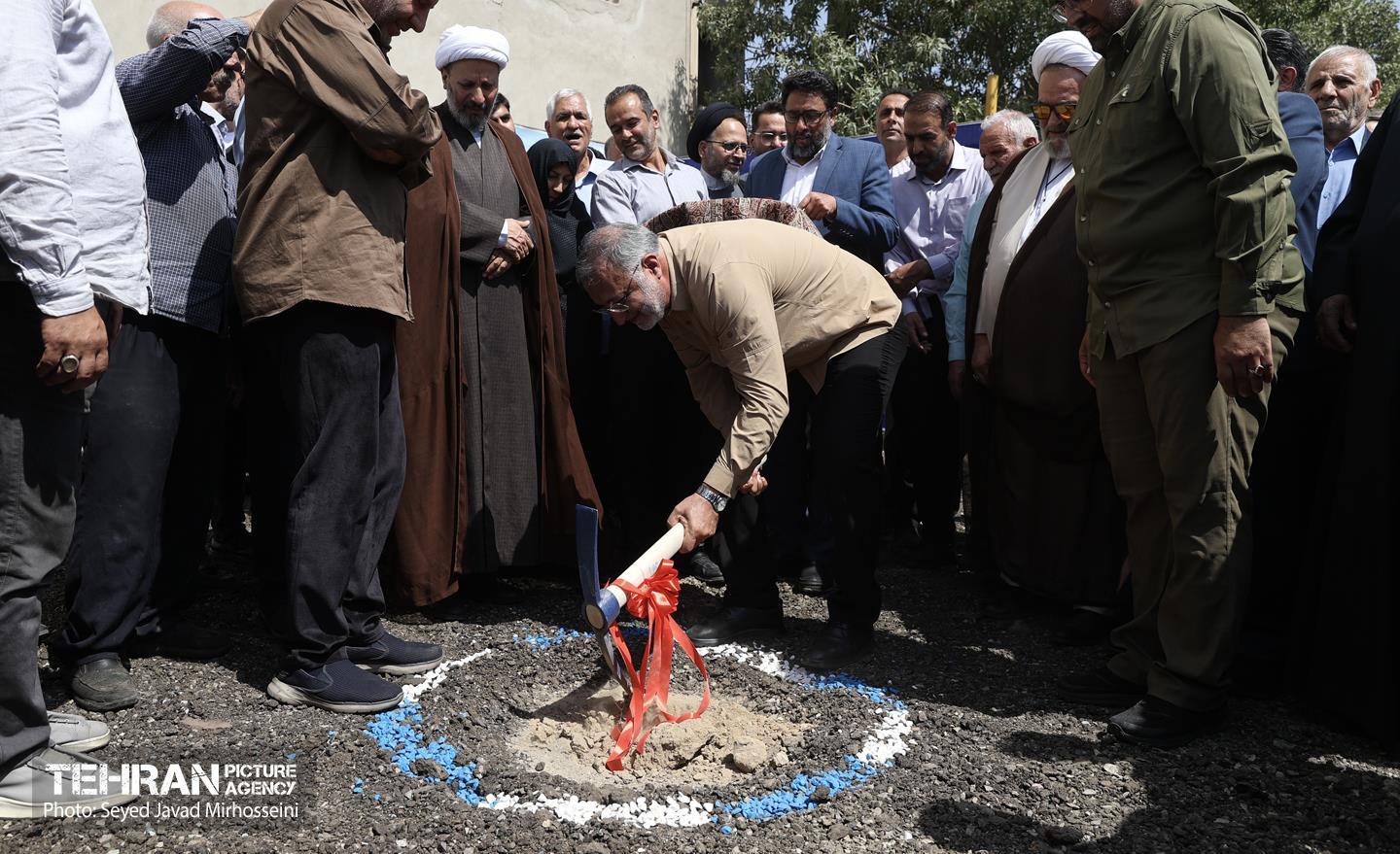 آیین کلنگ‌زنی مسجد حضرت رسول (ص) در منطقه ۱۸، 4