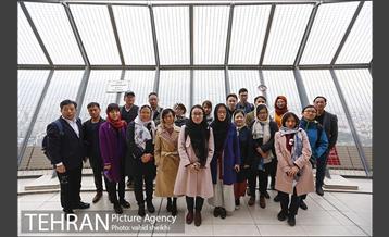 بازدید مهمانان خارجی سی و دومین نمایشگاه بین المللی کتاب تهران از برج میلاد  8