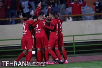 دیدار تیم های فوتبال پرسپولیس و گسترش فولاد