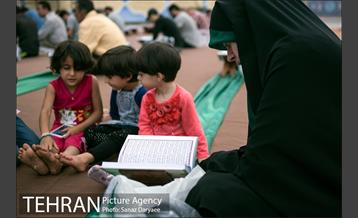 اجرای کرسی های تلاوت قرآن ویژه ماه مبارک رمضان در میدان امام حسین 6