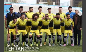 دیدار پارسه تهران و نفت مسجد سلیمان در لیگ آزادگان 1