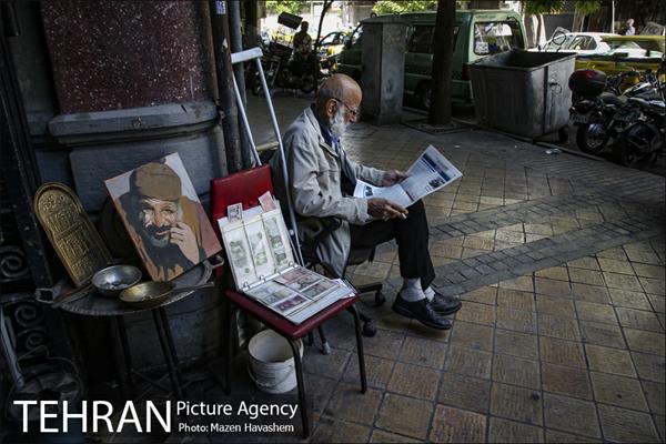 شهرنگار؛ خیابان منوچهری 19
