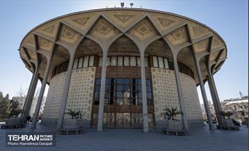 50 سال با نماد تئاتر ایران  29