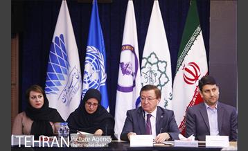 نشست کمیته شهرهای هوشمند در چهارمین جایزه جهانی خشت طلایی 6