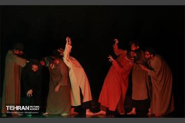 نمایش آیینی «در انتظار» 13