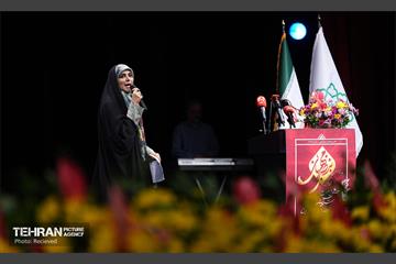 آئین تجلیل از پرستاران فعال در جنگ 12 روزه تحمیلی 61