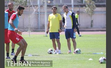 تمرین تیم فوتبال نفت تهران 4