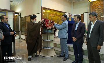 آیین رونمایی از کتاب "سر در مقدس" 11