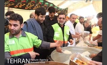 بازدید اعضای شورای اسلامی شهر تهران از خدمات رسانی به زائران اربعین حسینی 7