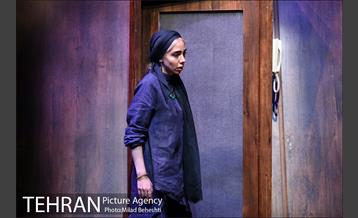 نمایش ... و چند داستان دیگر‎ 22