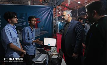 بازدید شهردار تهران از چهارمین رویداد سراسری تولید محتوای دیجیتال بسیج 27