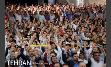 نماز عید فطر به امامت رهبر انقلاب 1