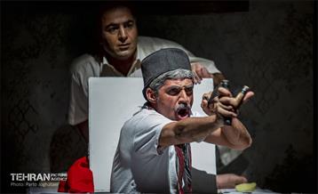 نمایش «تختی در اتاق 23 هتل آتلانتیک» 13