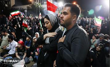 مراسم مناجات و توسل به امام زمان(عج) در رواق کشوردوست