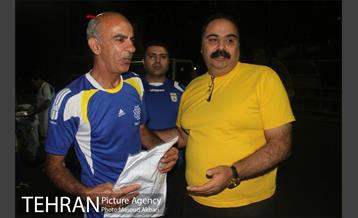 دیدار دوستانه تیم هنرمندان و تیم پردیس پایان کارتن خوابی 6