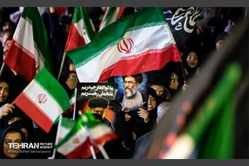 مراسم عزاداری شهادت رهبر انقلاب اسلامی در میدان شهدای هفتم تیر 13