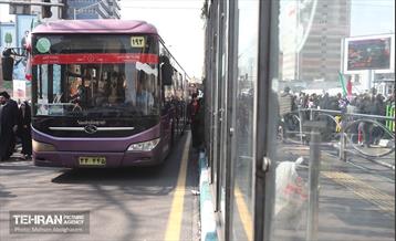 خدمات شهرداری تهران در پایان راهپیمایی ۲۲ بهمن - ۲ 19