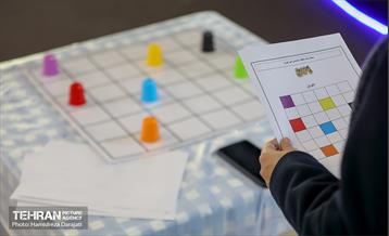 رقابت نهایی 50 شهروند سالمند در لیگ حافظه 17