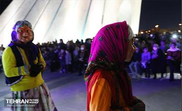 برج آزادی میزبان مسافران نوروزی 20