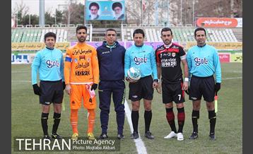 دیدار تیم های فوتبال سایپا تهران و فولاد خوزستان