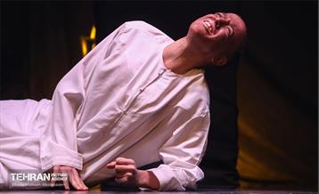 نمایش آیینی خانه ای از گل و اندوه 64